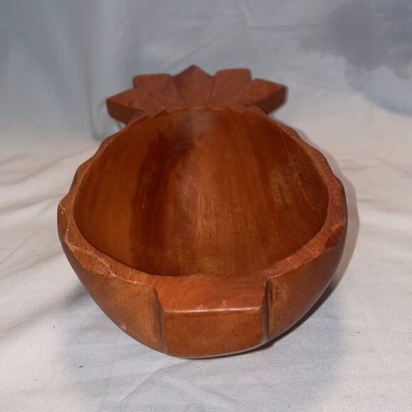 Wooden pineapple catch all  - Picture 2 of 6